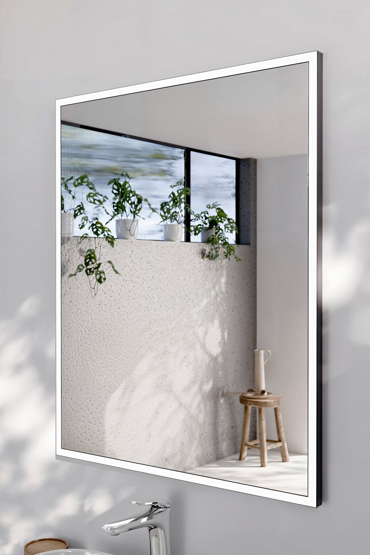 Alice Spiegel LED 80 – Graphit, 68 x 83 cm