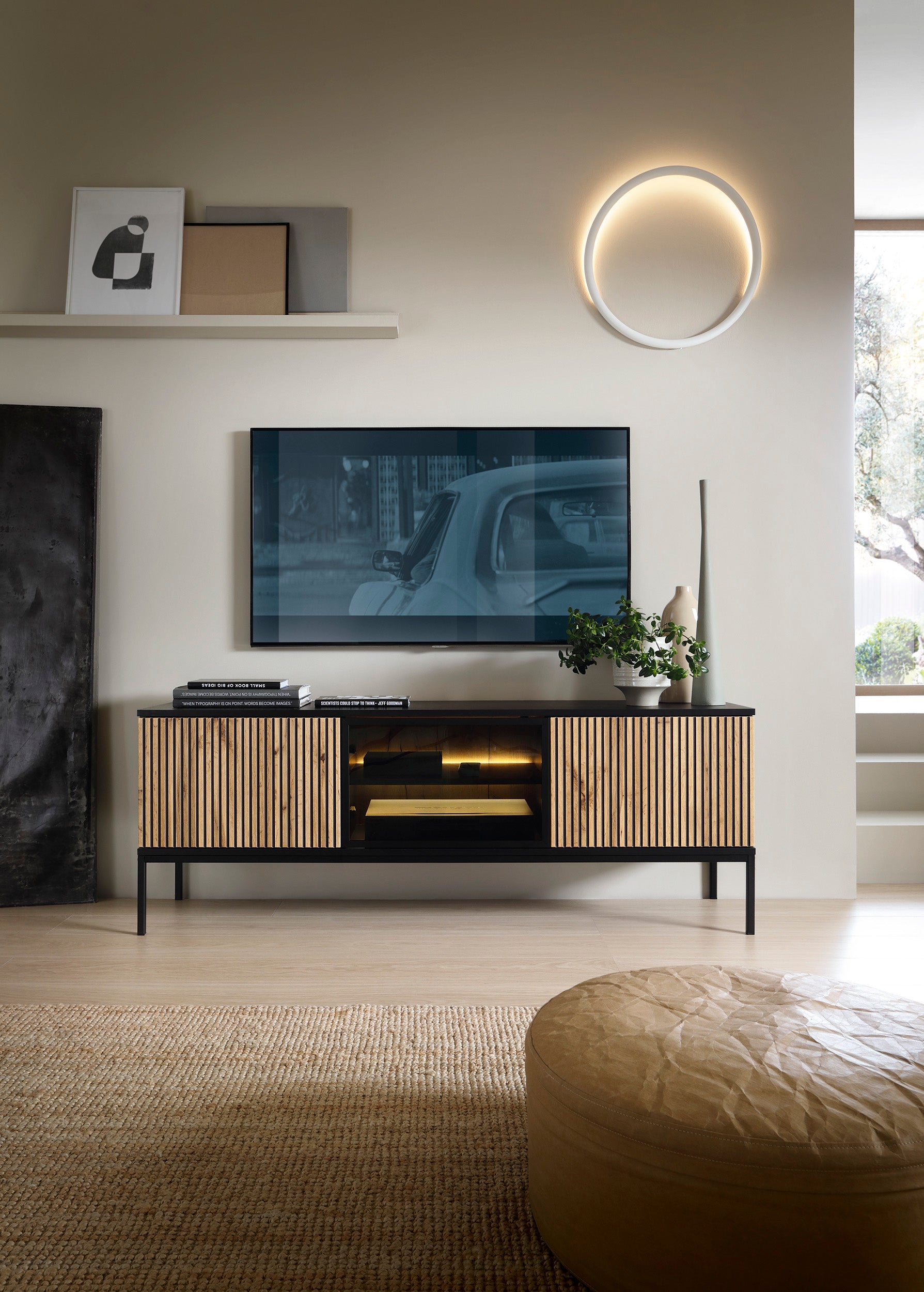 TV-Ständer Sento – Modernes Design und natürliche Eleganz