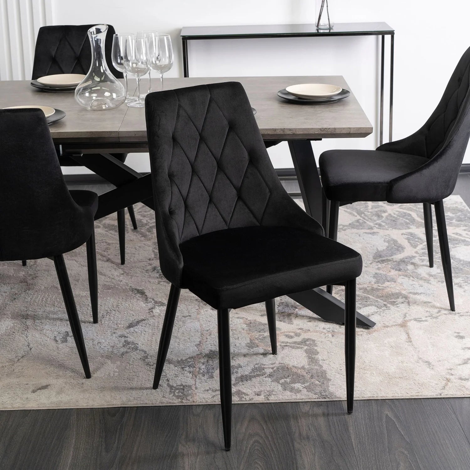 Elite CORK Black Velvet Chair – A Statement of Elegance & Comfort