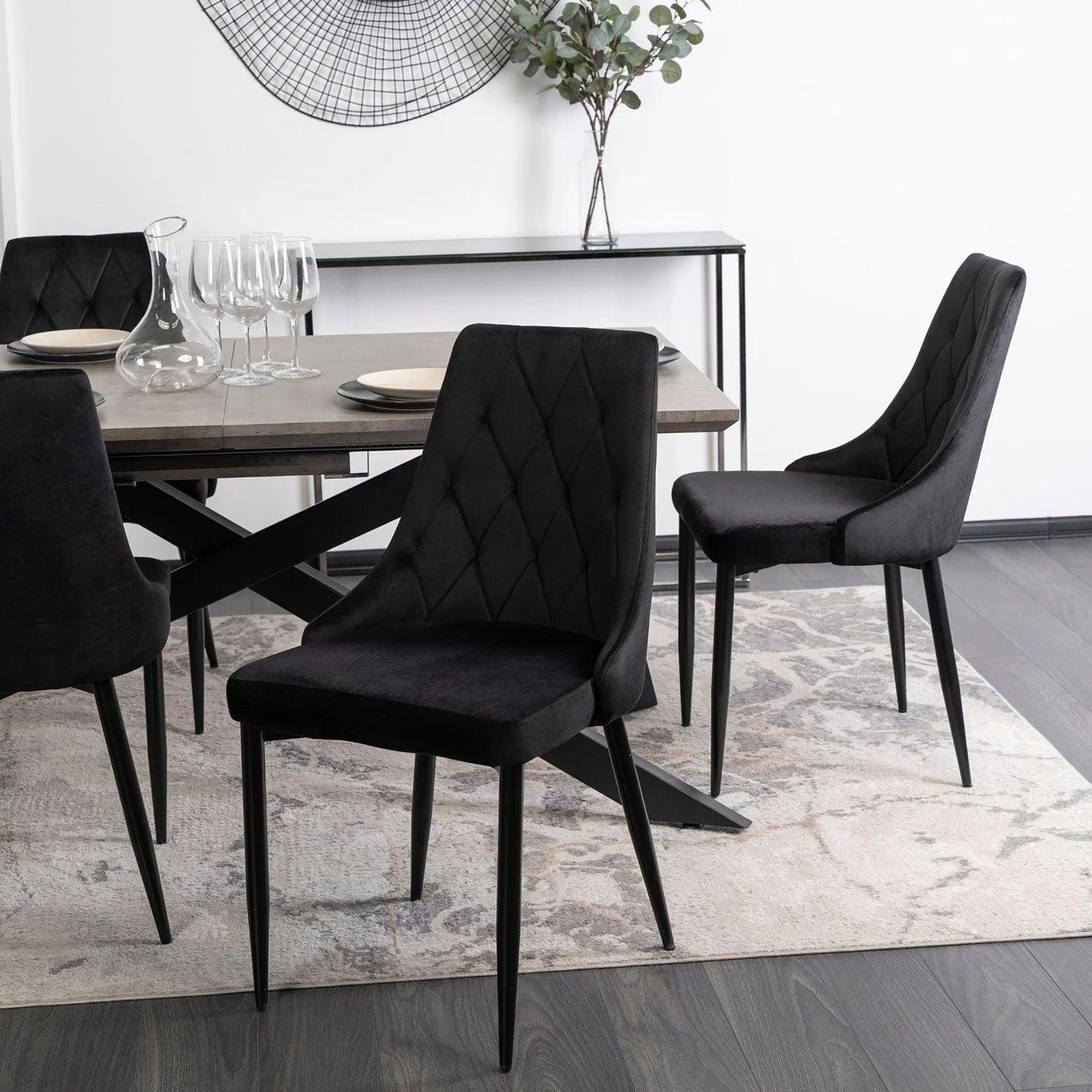 Elite CORK Black Velvet Chair – A Statement of Elegance & Comfort