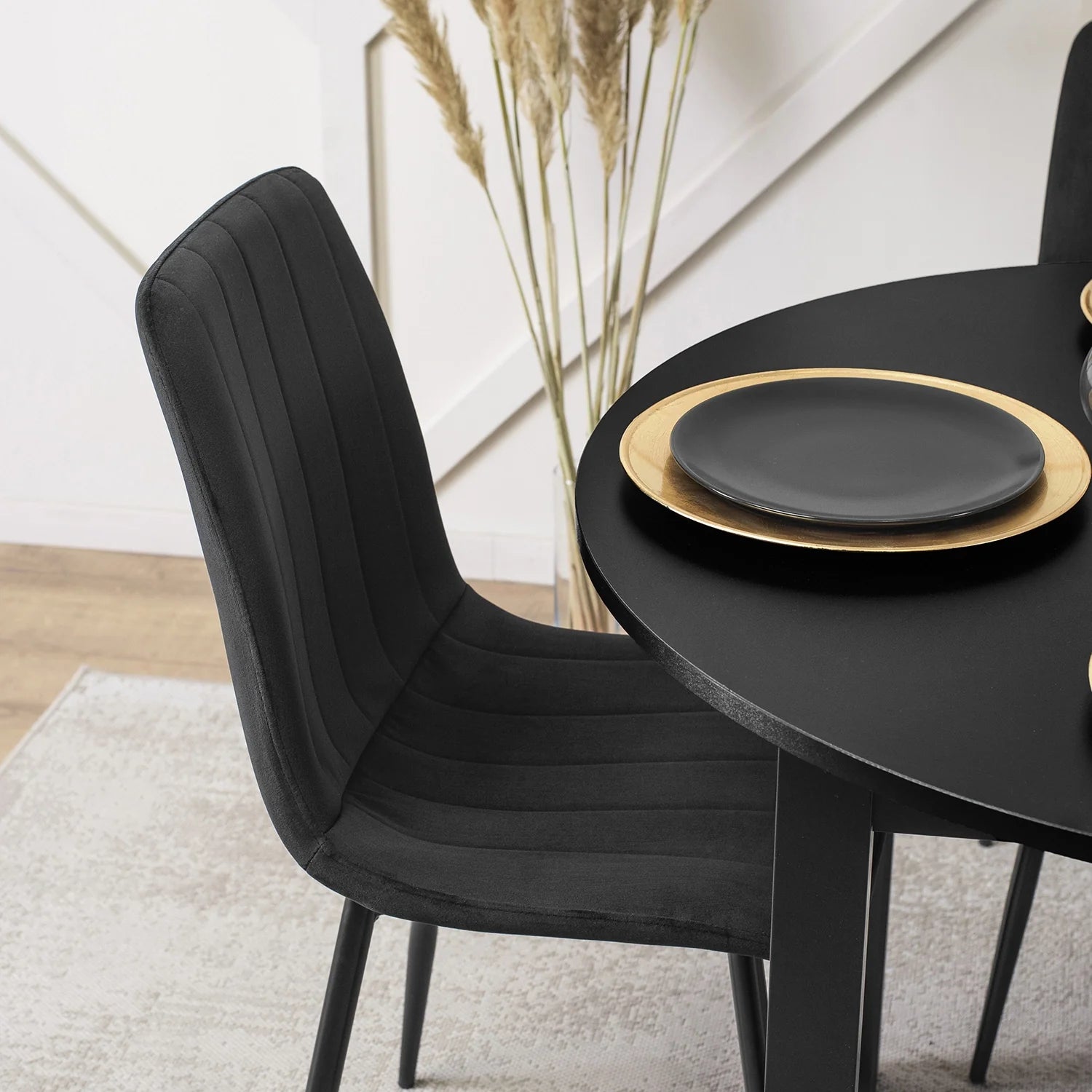 Elite IBIS Black Velvet Chair – Sleek & Modern Seating