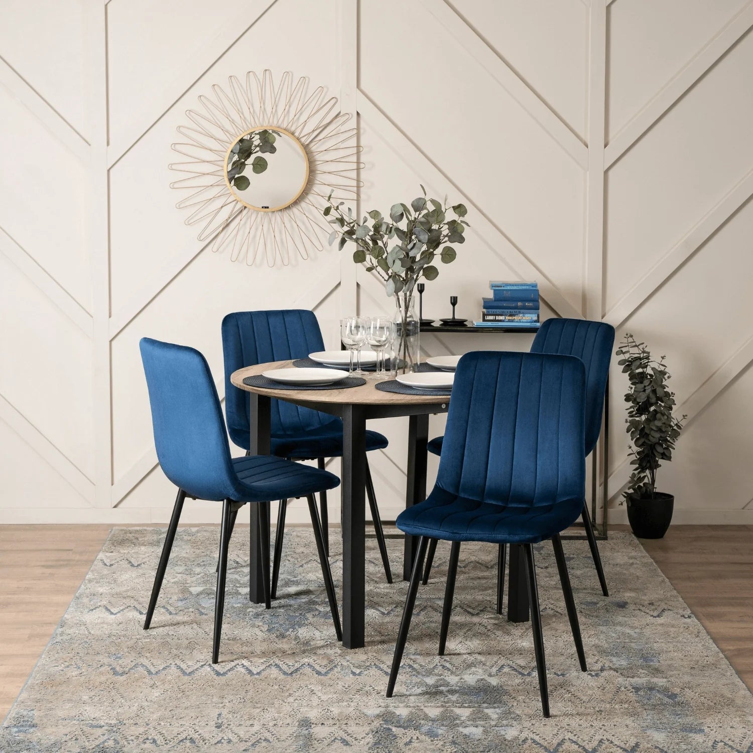 Elite IBIS Navy Blue Velvet Chair – Timeless Elegance & Supreme Comfort