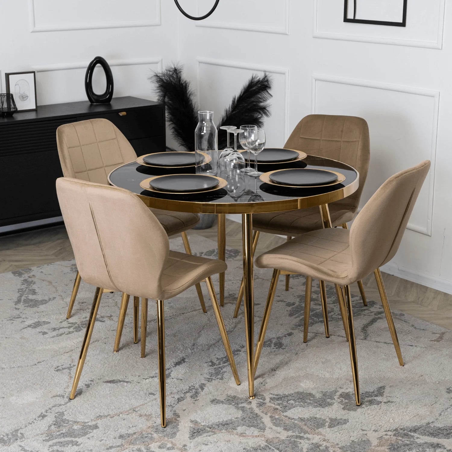 Elite IRYS Beige Velour Chair with Gold Legs – A Statement of Elegance and Comfort