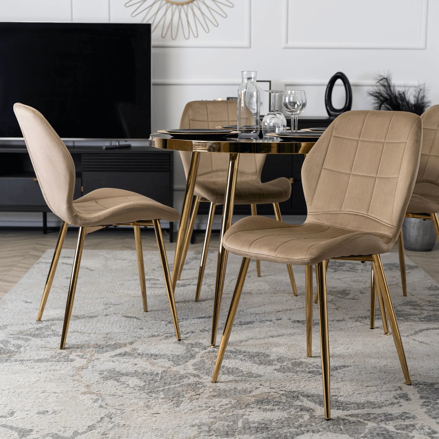 Elite IRYS Beige Velour Chair with Gold Legs – A Statement of Elegance and Comfort