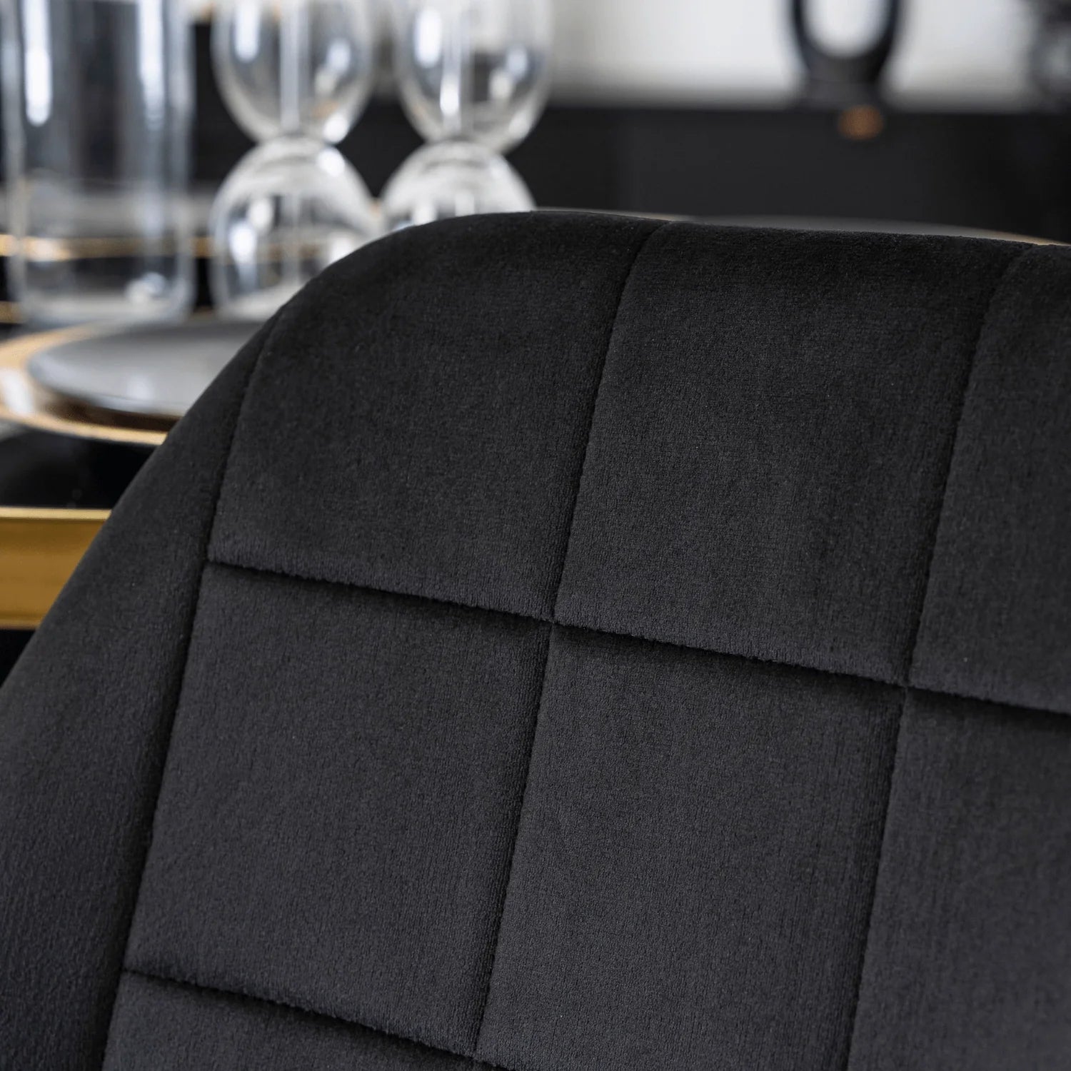 Elite IRYS Black Velour Chair with Gold Legs – A Statement of Elegance