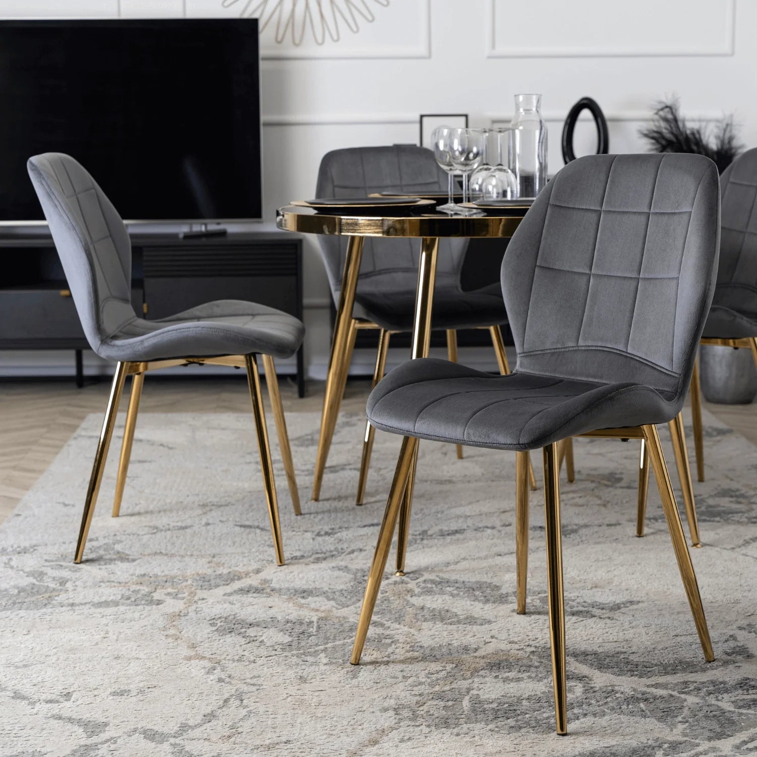 Elite IRYS Grey Velour Chair with Gold Legs – A Blend of Elegance and Modernity