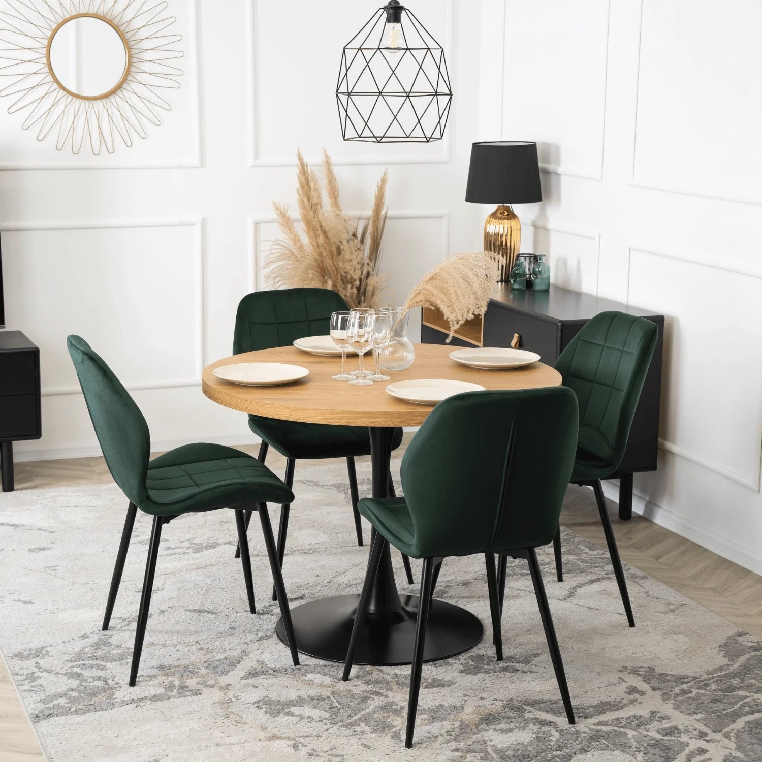 Elite IRYS Grüner Veloursstuhl – Ein Hauch von Luxus und Komfort