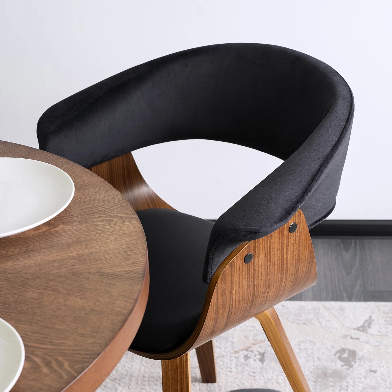 Elite OHIO 2 Chair – Black Velvet & Walnut Bentwood