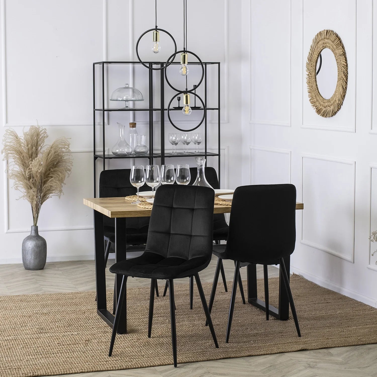 Elite PERU Black Velvet Chair – A Timeless Fusion of Style and Comfort