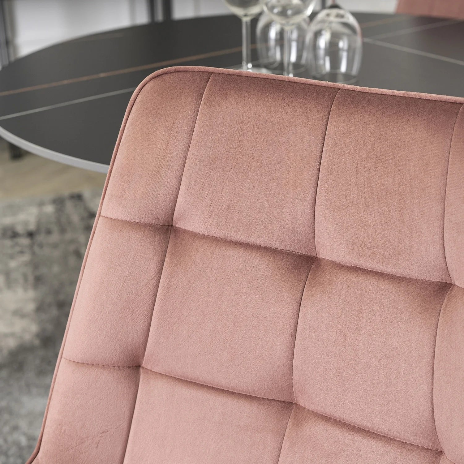 Elite RIO Pink Velvet Chair – Elegance Meets Modern Comfort