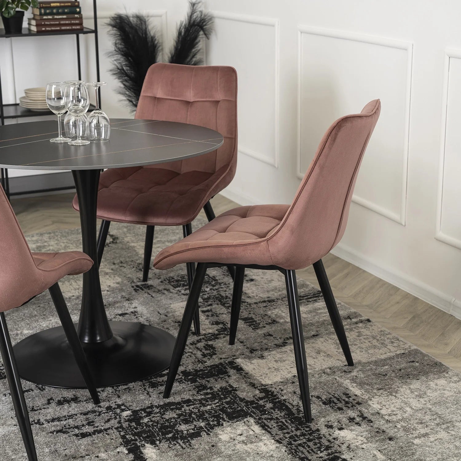 Elite RIO Pink Velvet Chair – Elegance Meets Modern Comfort