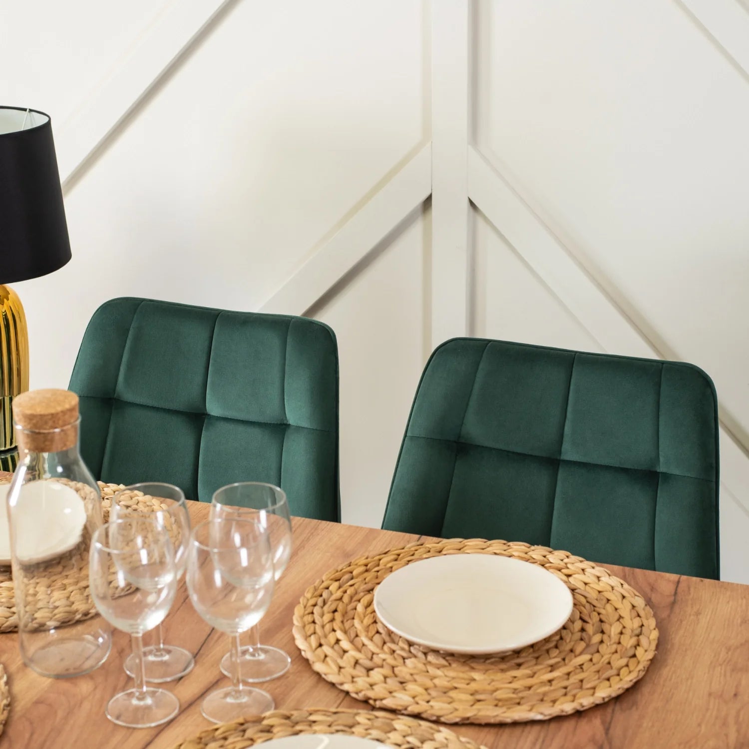 Elite RIO Grüner Samtstuhl – Eine Fusion aus Komfort und Stil