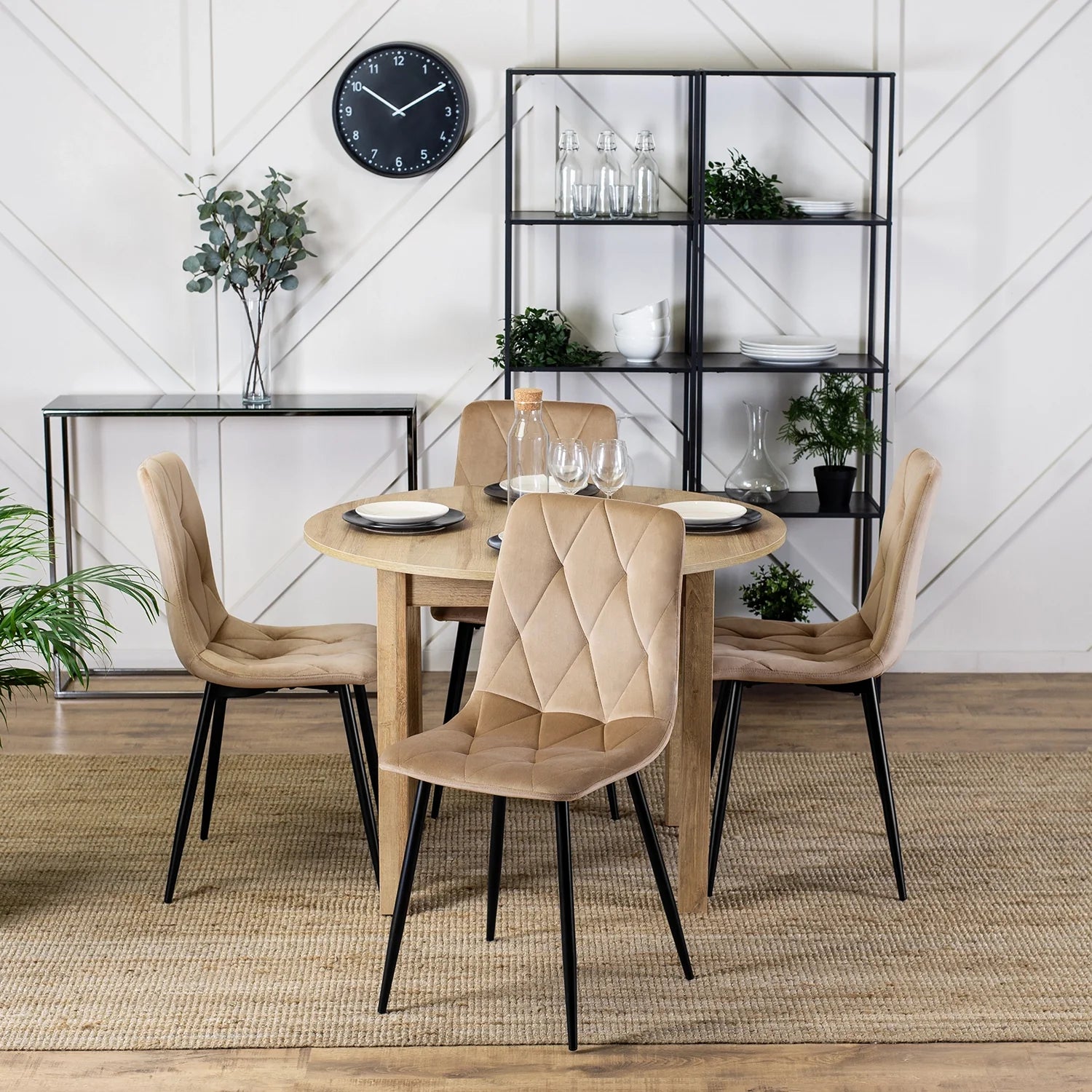 Elite ROBIN Beige Velvet Chair – A Timeless Blend of Elegance and Comfort