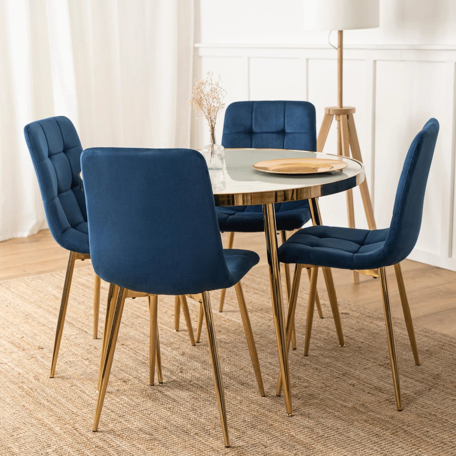 Elite YORK Navy Blue Velvet Chair – A Statement of Modern Luxury