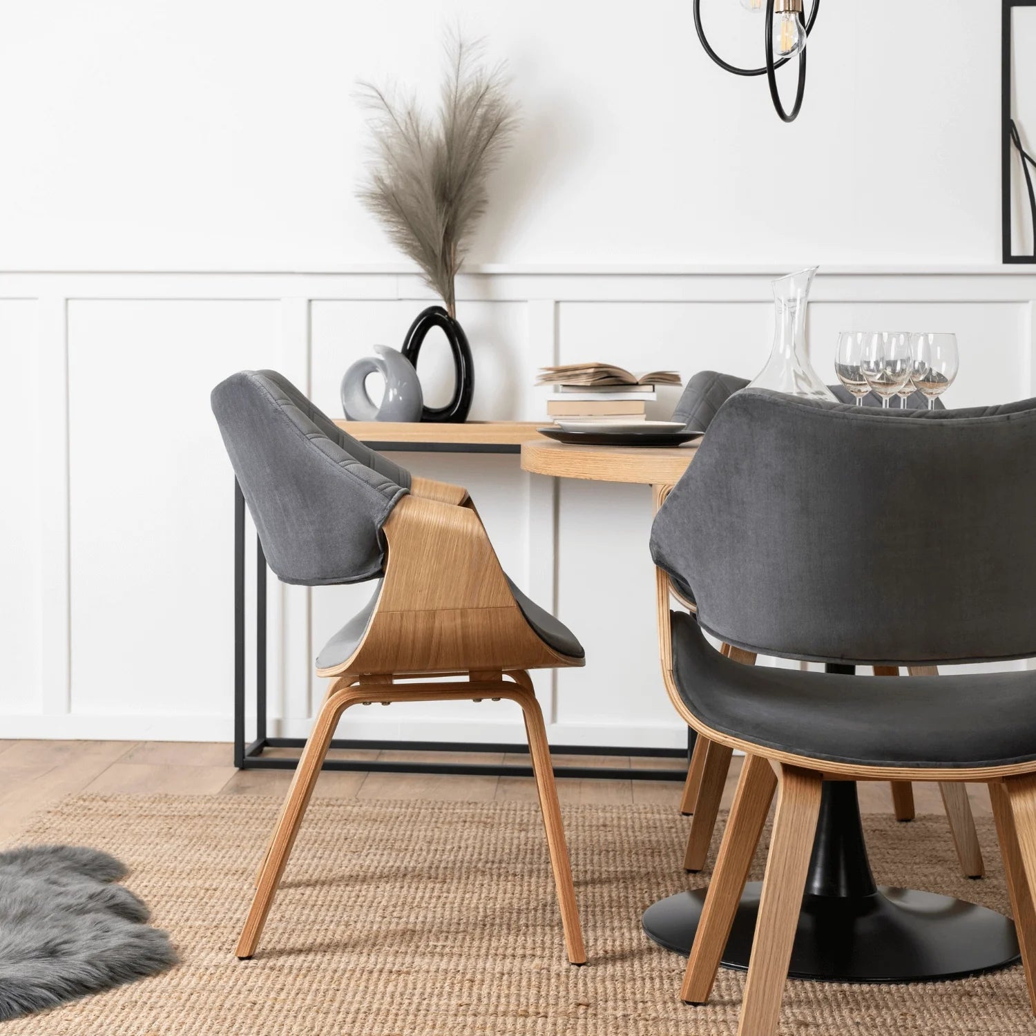 Elite LUISE Grauer Samtsessel – Eine stilvolle Mischung aus Komfort und Eleganz