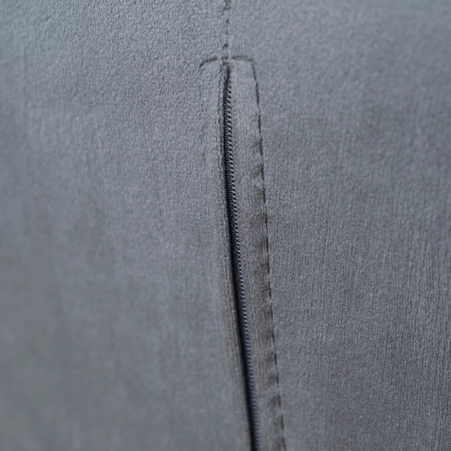 Elite VIOLA Chair – Luxurious Grey Velvet with Gold Legs