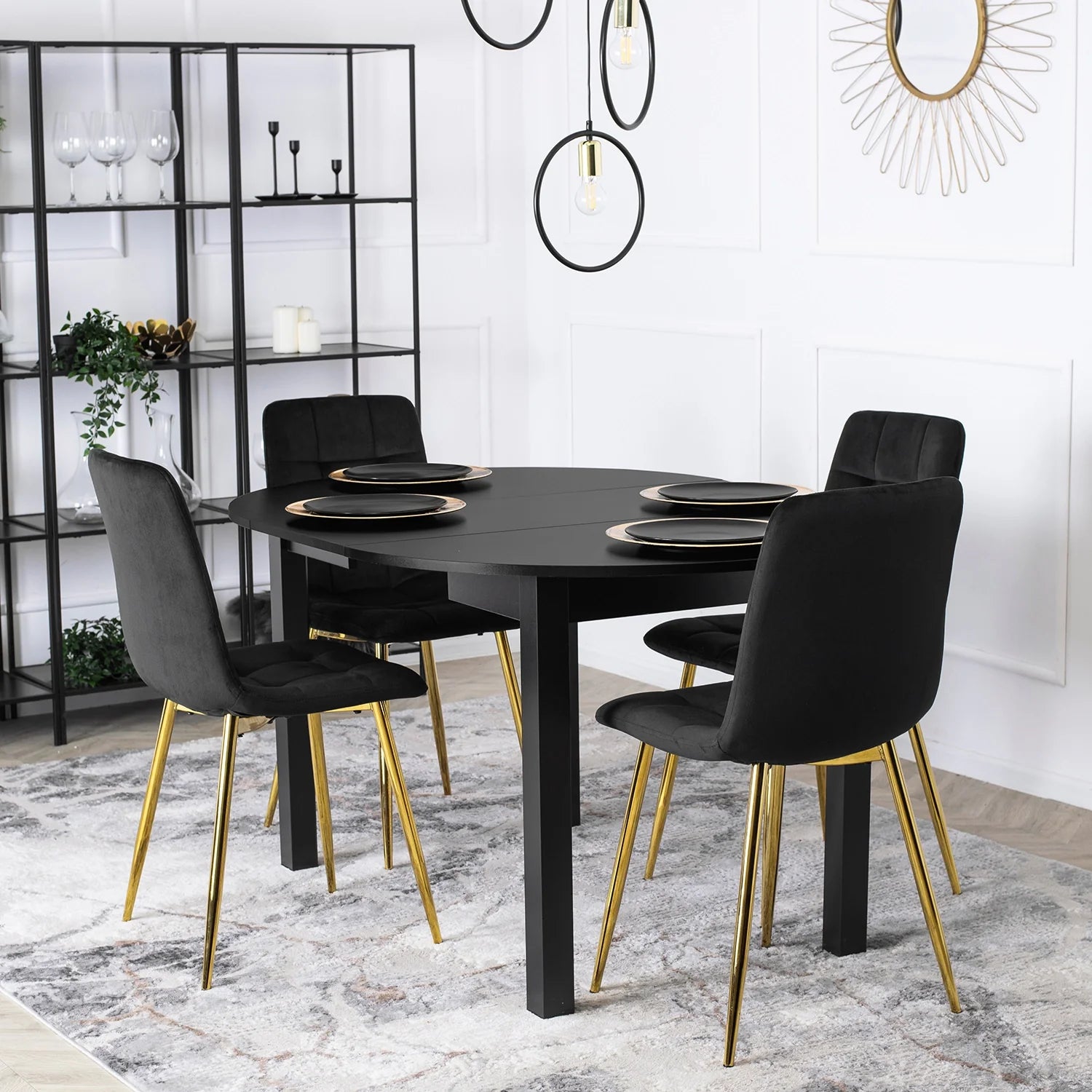 Elite YORK Black Velvet Chair – Bold Elegance with a Luxurious Touch