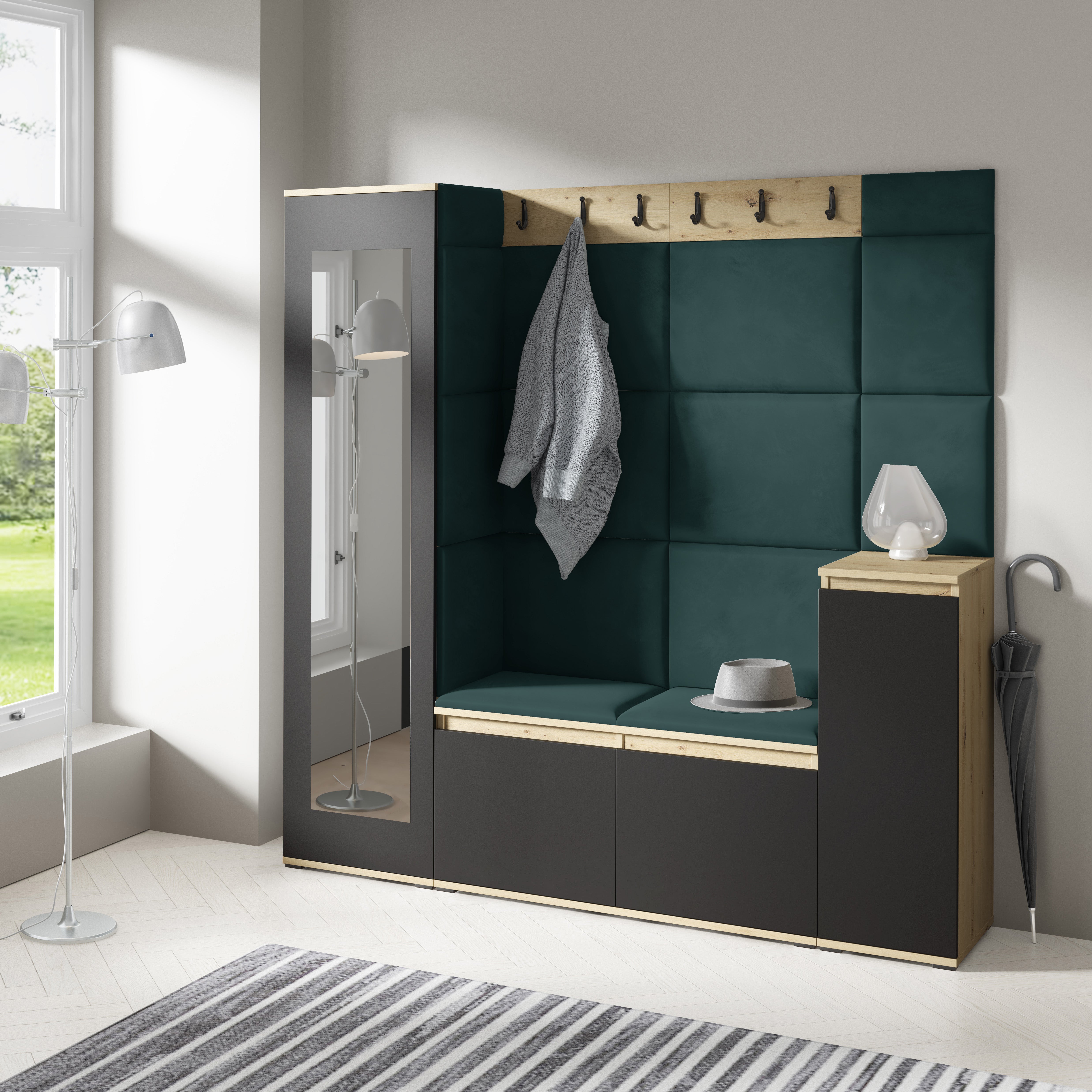 PK Emi 28 Flurschrank Aristan Eiche/Schwarz - Gepolsterte Paneele in verschiedenen Farben