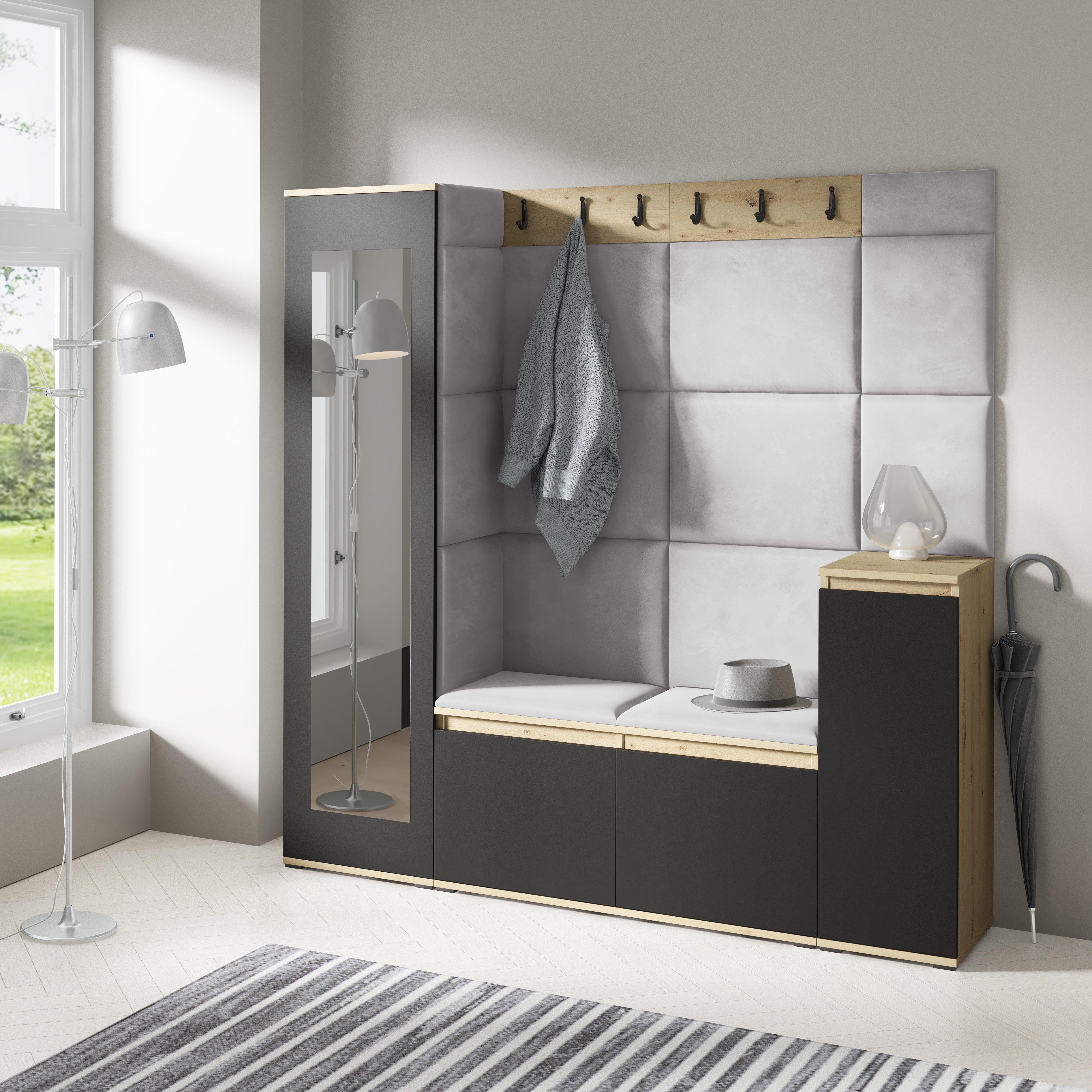 PK Emi 28 Flurschrank Aristan Eiche/Schwarz - Gepolsterte Paneele in verschiedenen Farben