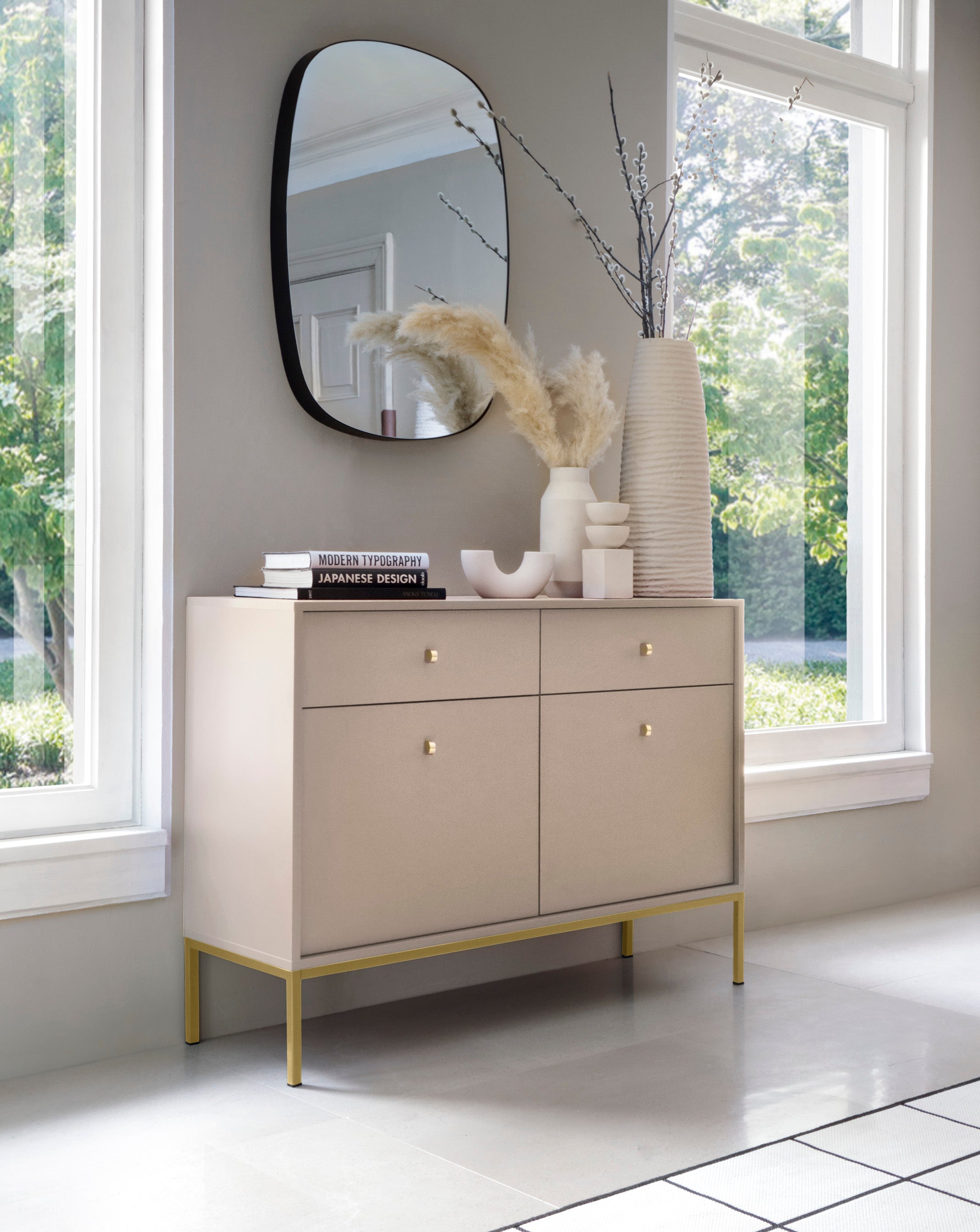 Mono Kommode mit zwei Push to Open System Türen und zwei Schubladen Beige 