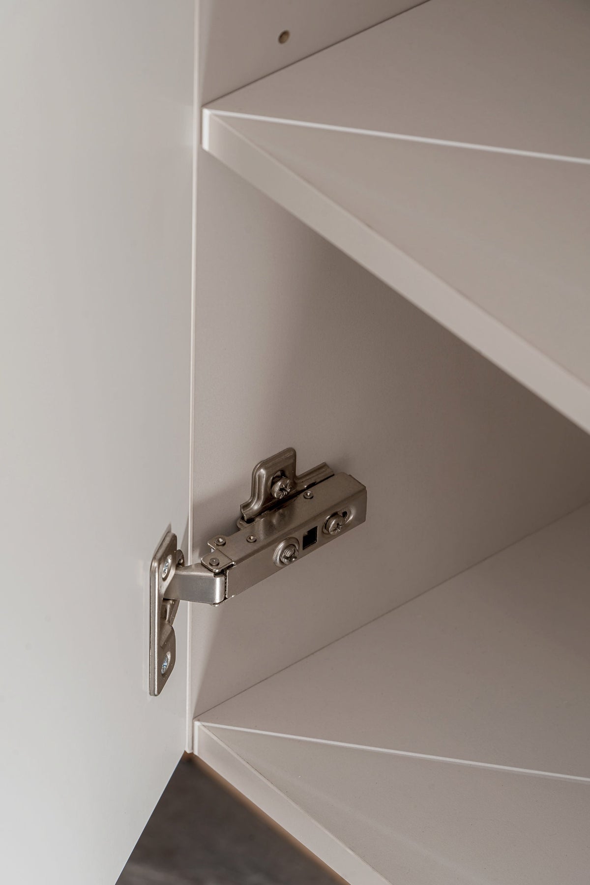 Viva Kaschmir Hochschrank 2-türig – Kaschmir Matt, 30 cm