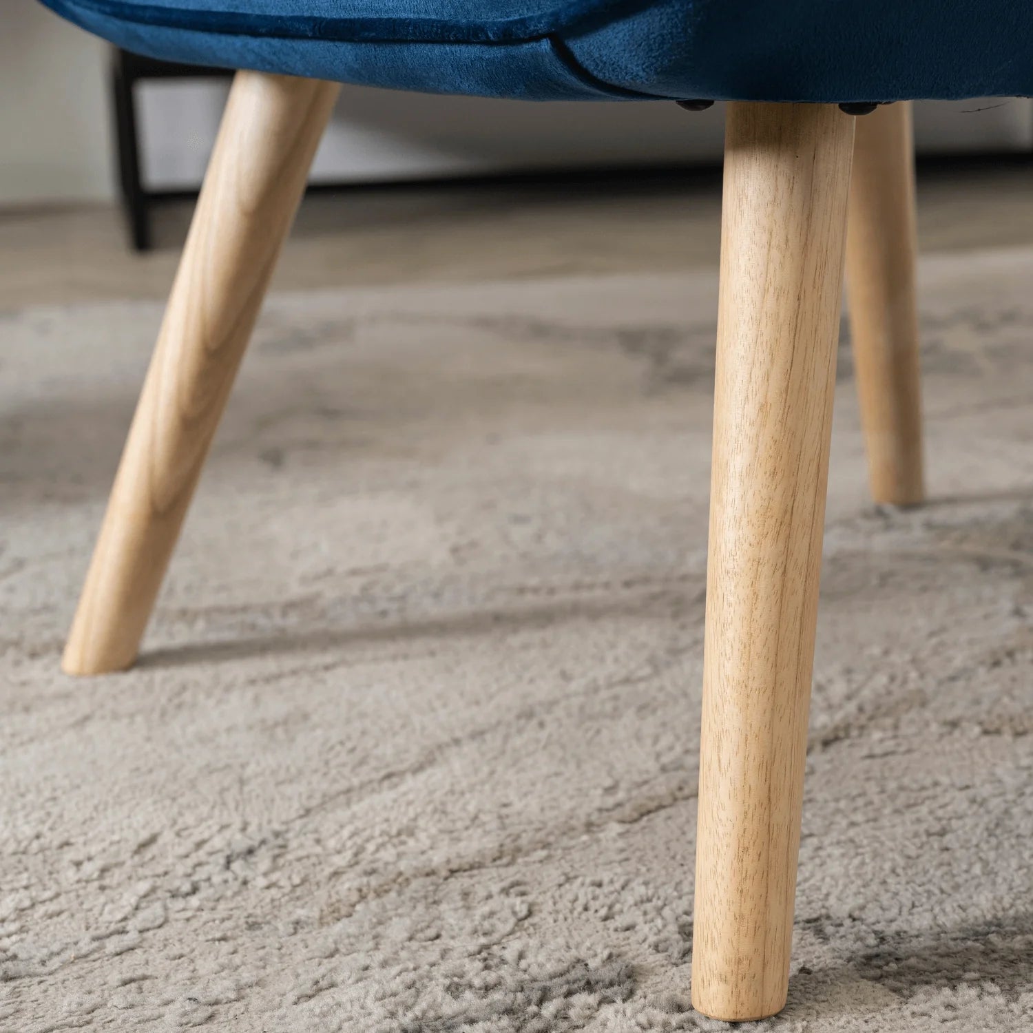 Elite LOZANO Marineblauer Samtsessel mit Fußhocker