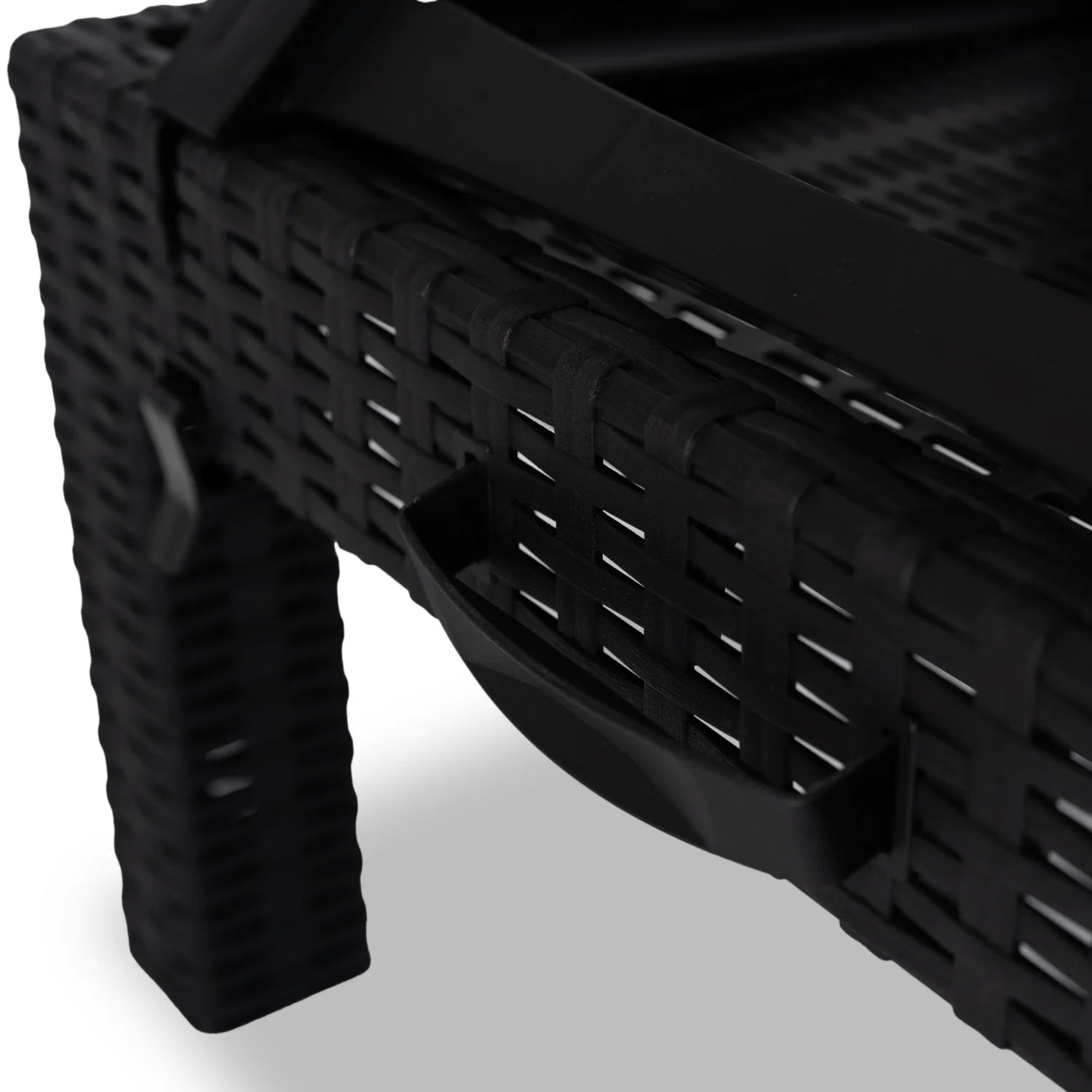 Elite LUIZJANA Outdoor-Liegestuhl – Schwarzes Technorattan