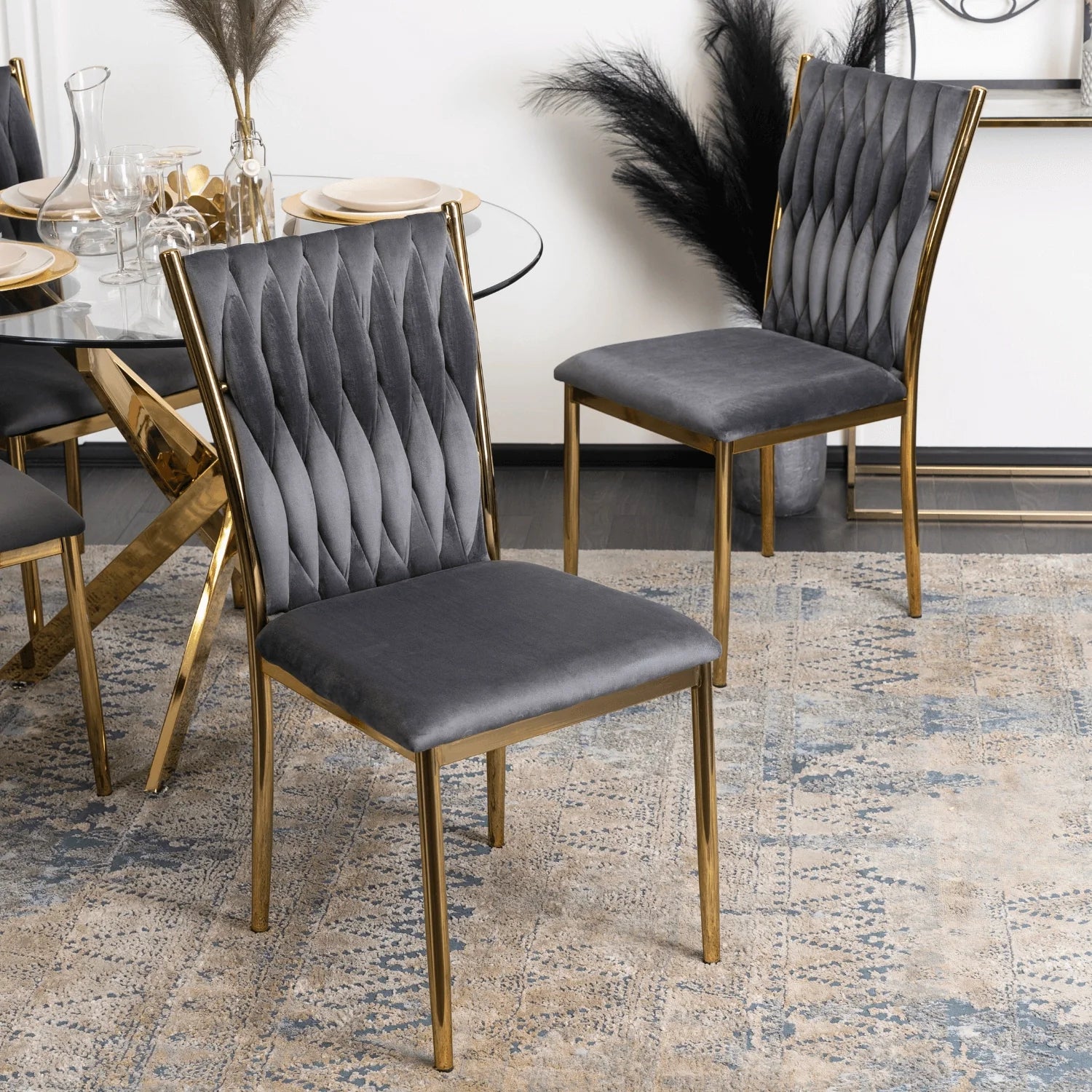 Elite DAN Chair – Gray Velvet & Gold Frame
