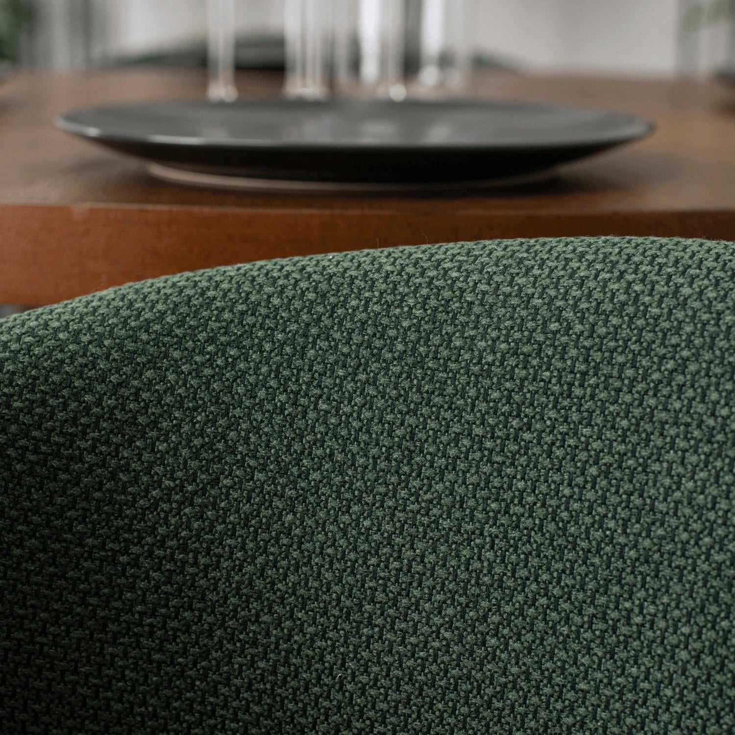 Elite GARY 2 Green/Walnut Chair – Where Comfort Meets Elegance