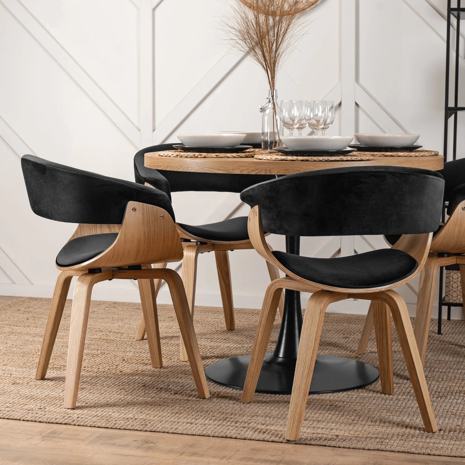 Elite GARY Golden Oak/Black Chair – A Fusion of Elegance & Comfort