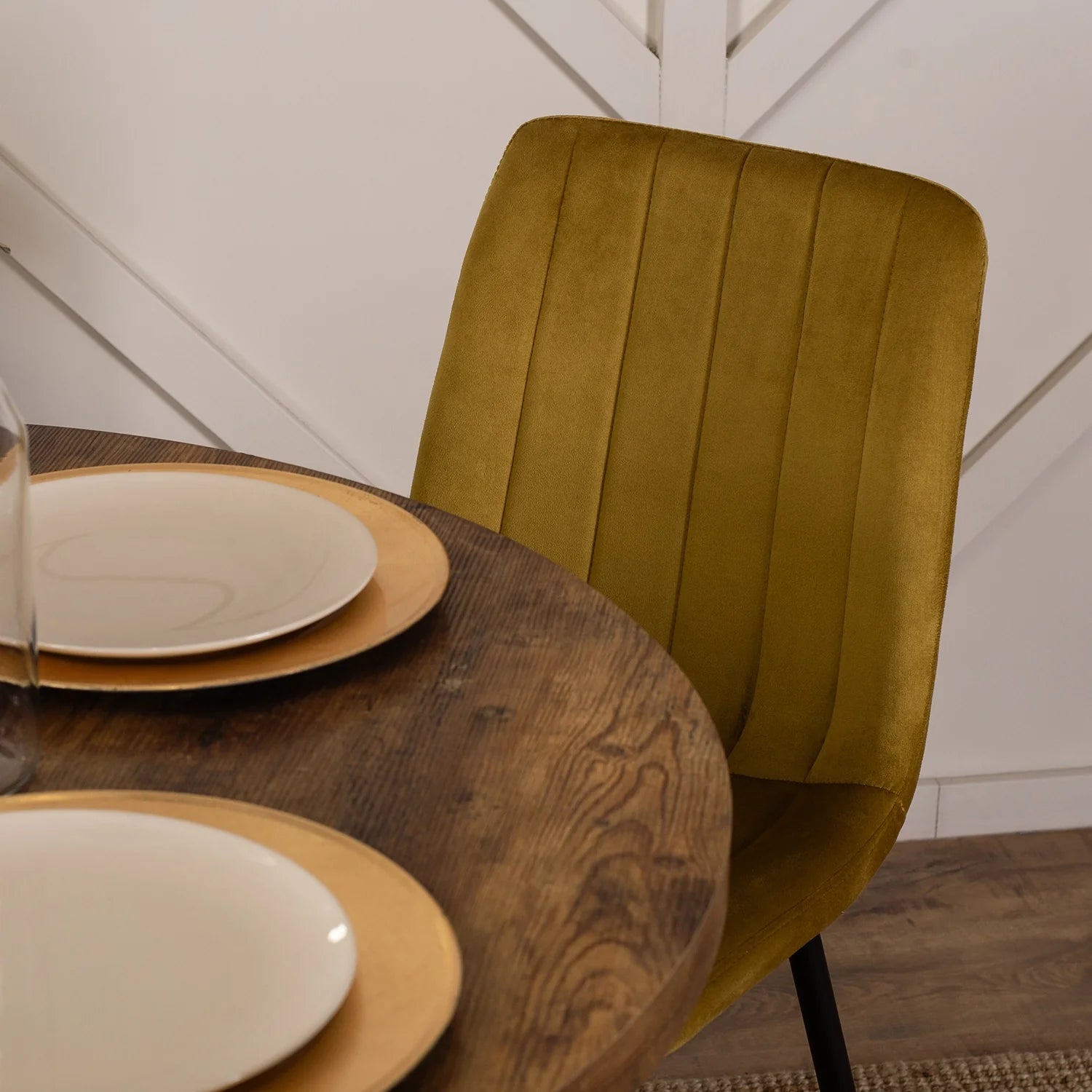 Elite IBIS Mustard Velvet Chair – Contemporary Elegance & Supreme Comfort