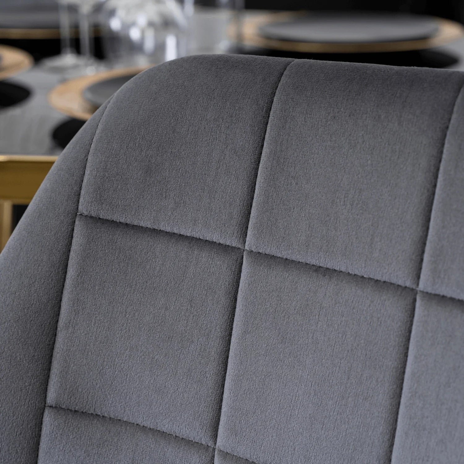 Elite IRYS Grey Velour Chair with Gold Legs – A Blend of Elegance and Modernity