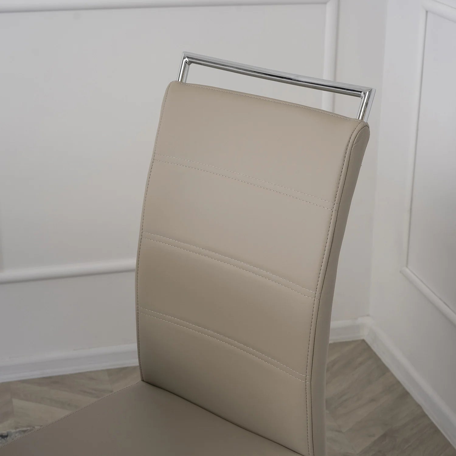 Elite LOCA Beige Eco-Leather Chair – Elegant Comfort for Modern Interiors