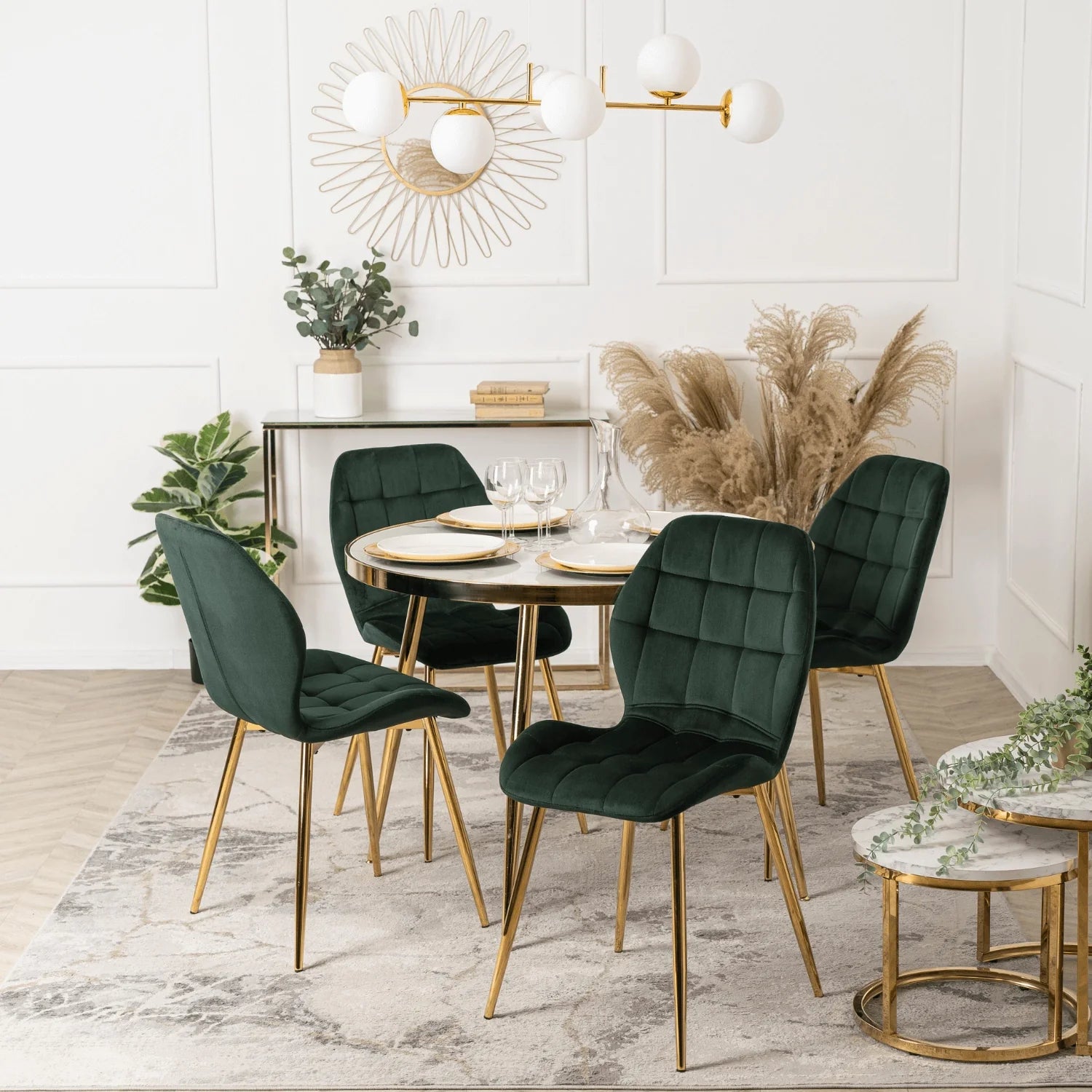 Elite LUCKY Green Velvet Chair – Luxurious Elegance for Your Interior