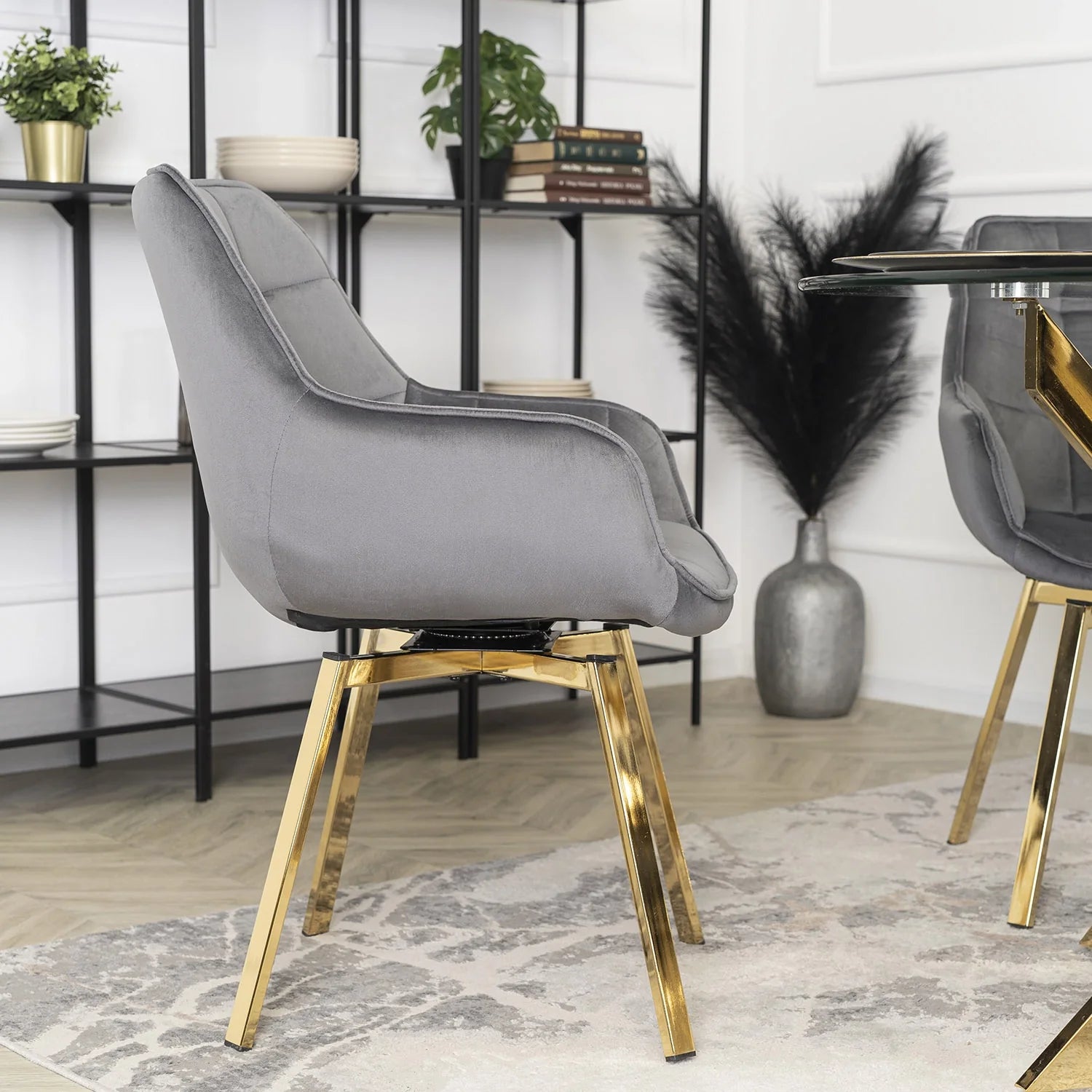 Elite MIA Swivel Velvet Chair – Chic Gray & Gold Design