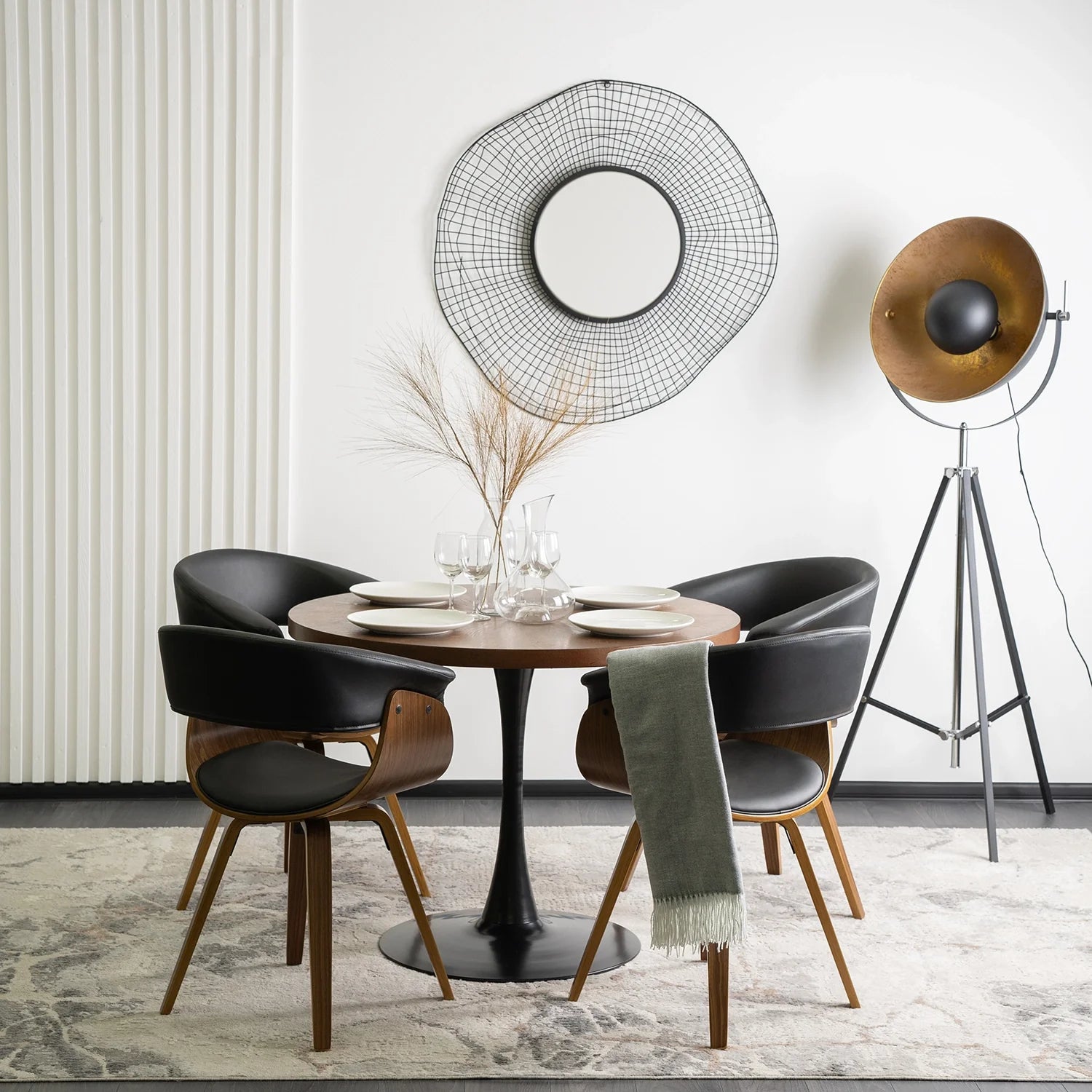 Elite OHIO Black Chair – A Fusion of Modern Elegance & Comfort