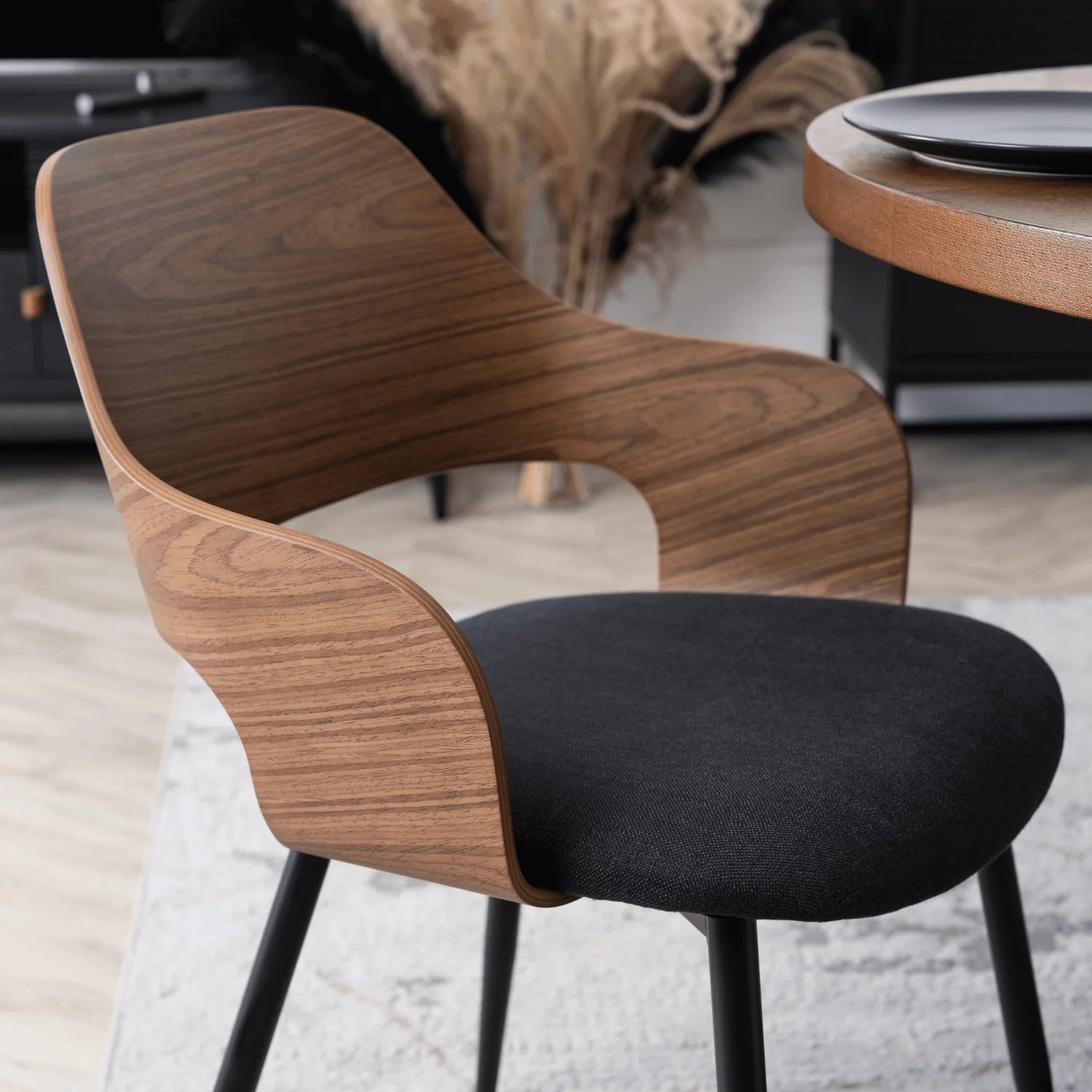 Elite ORBI Chair – Walnut/Black