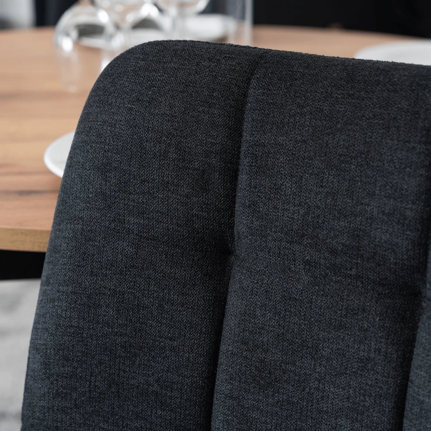 Elite PERU 2 Black Upholstered Chair – Modern Comfort with Timeless Appeal