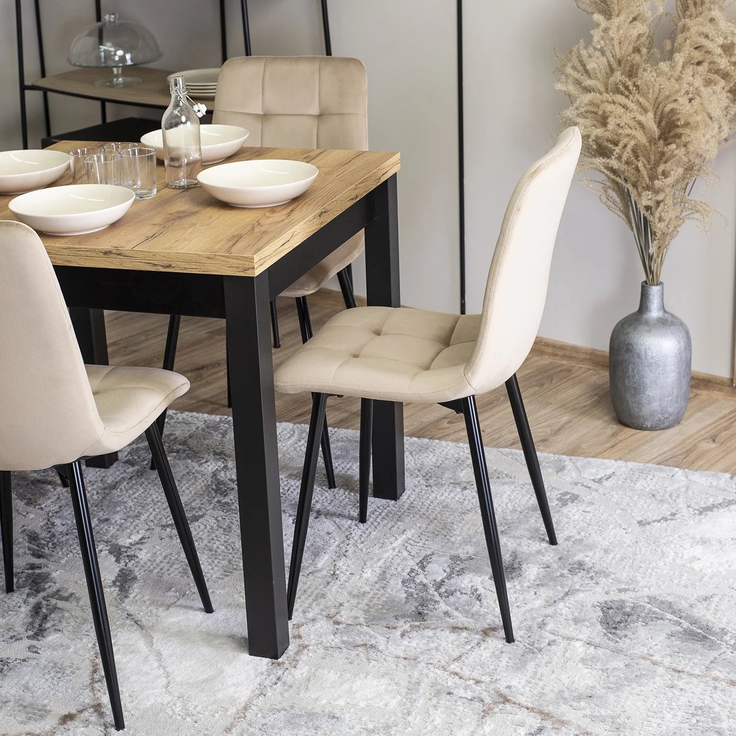 Elite PERU Beige Velvet Chair – A Timeless Blend of Elegance and Comfort