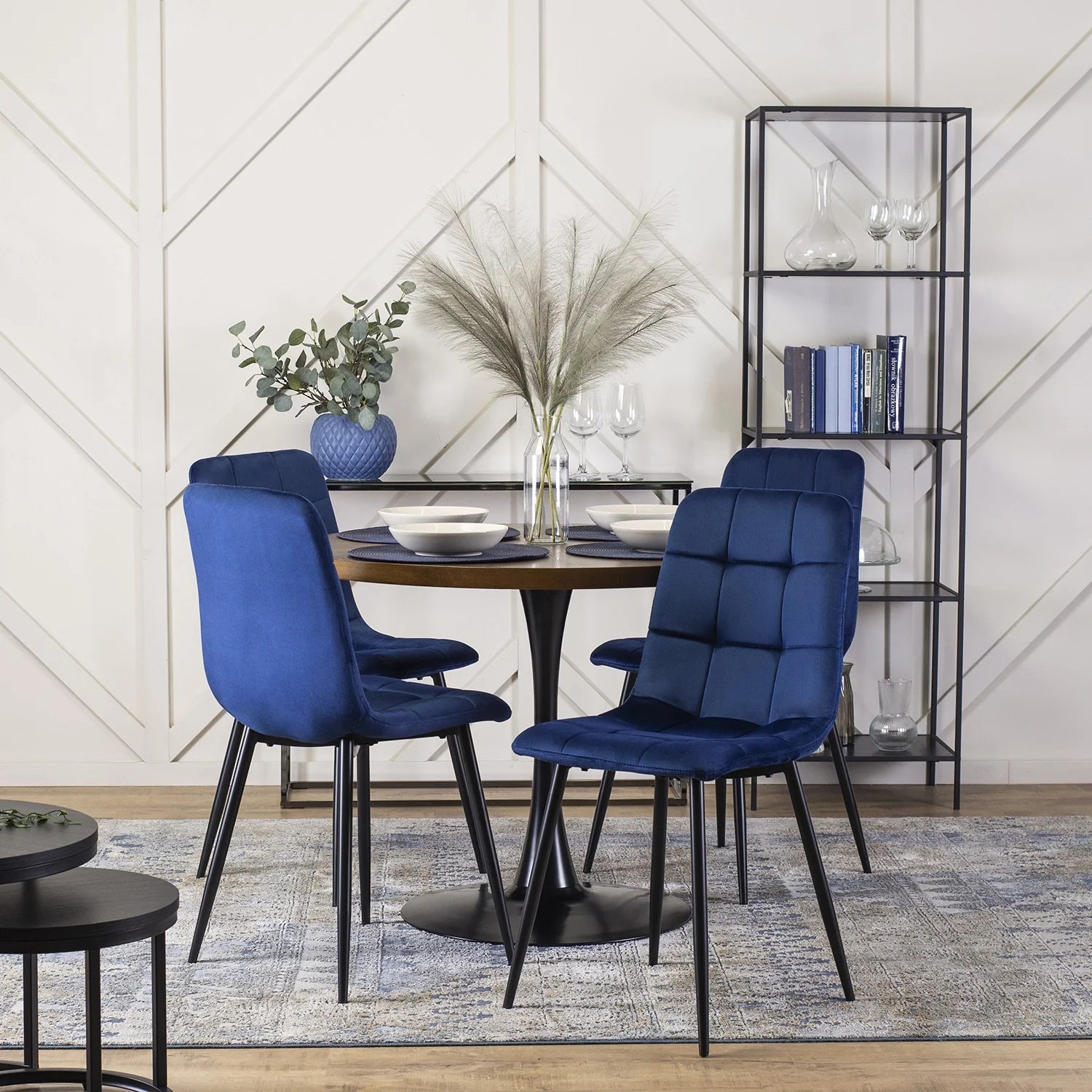Elite PERU Navy Blue Velvet Chair – Modern Elegance with Luxurious Comfort