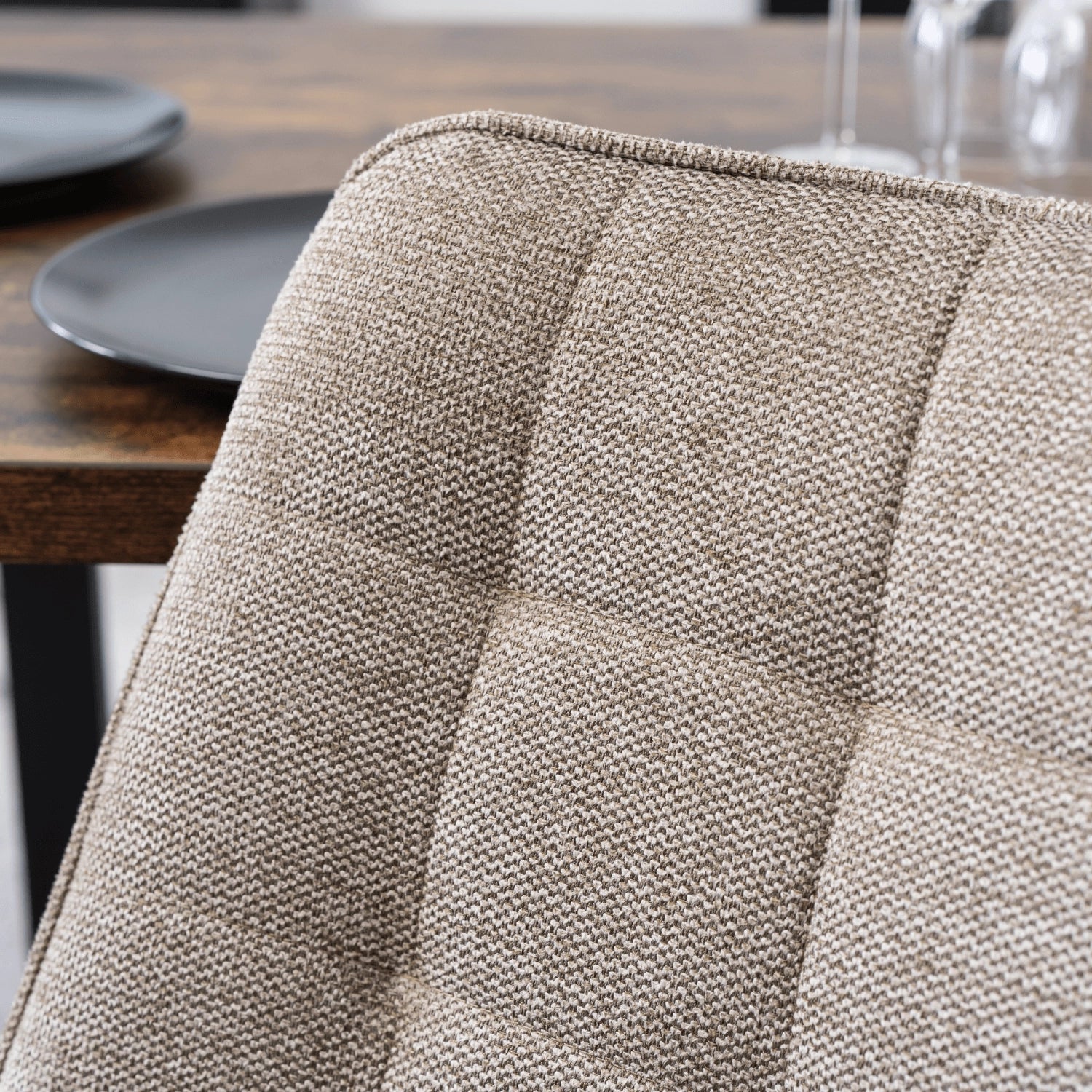 Elite RICK 2 Beige Upholstered Chair – A Blend of Comfort and Elegance