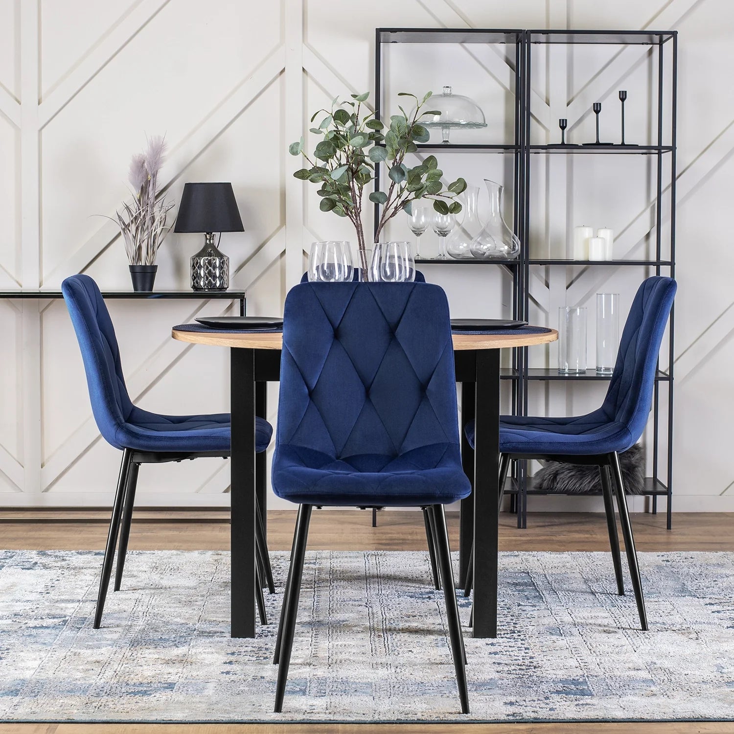 Elite ROBIN Marineblauer Samtsessel – Ein Statement für Eleganz und Komfort
