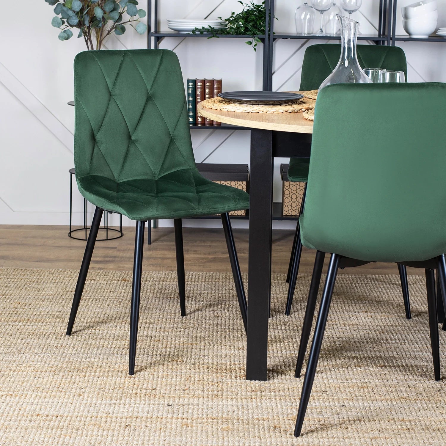 Elite ROBIN Green Velvet Chair – A Perfect Blend of Elegance and Comfort