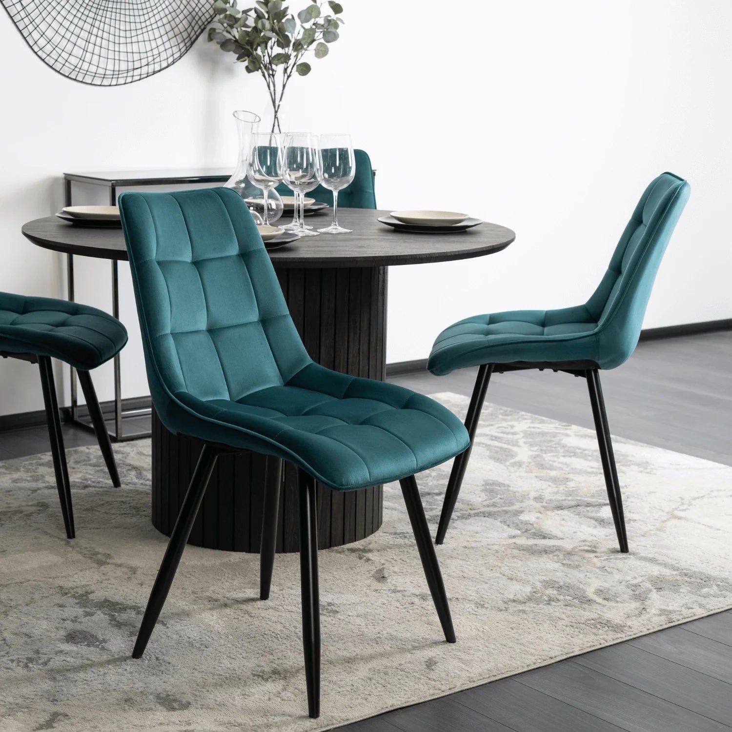 Elite RIO Turquoise Velvet Chair – A Touch of Elegance and Comfort