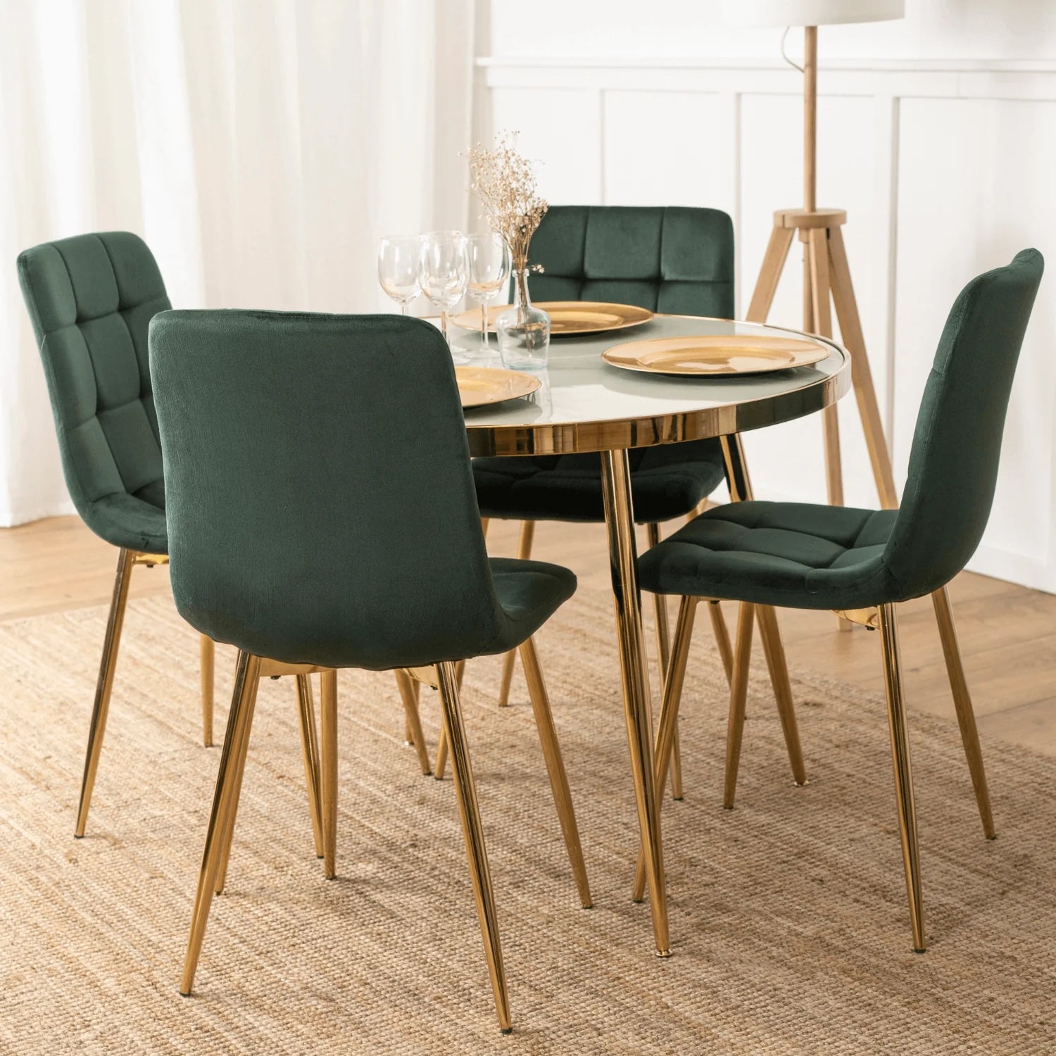 Elite YORK Green Velvet Chair – A Touch of Luxury & Modern Elegance